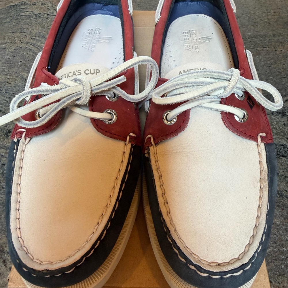 Sperry Topsider, America's Cup Edition                      Women's 8.5M - Picture 3 of 8